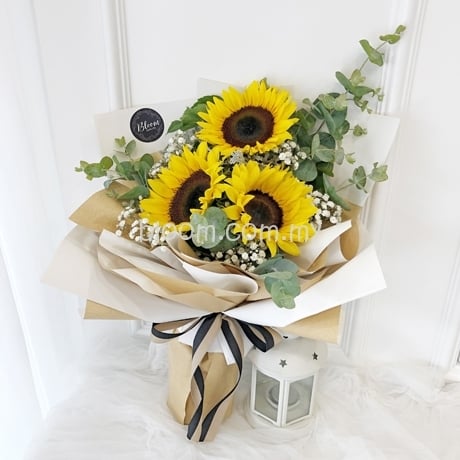 Sunflower Hand Bouquet 02 (3 Stalks Sunflower)