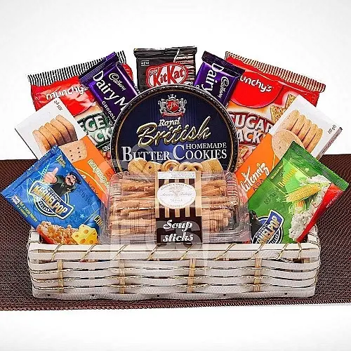 Chocolate and Cracker Hamper