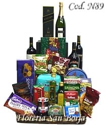 Christmas Max Buffet Basket