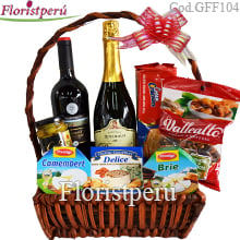 Cheese & Wine Basket