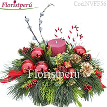 Holly Jolly Centerpiece