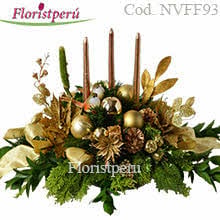 Golden christmas center piece