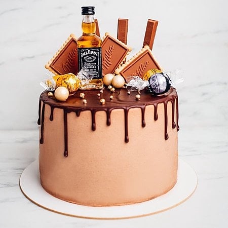 Jack Daniels Whisky Cake (Small)