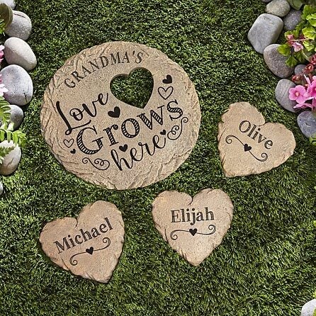 Love Grows Here Garden Stone (Heart)