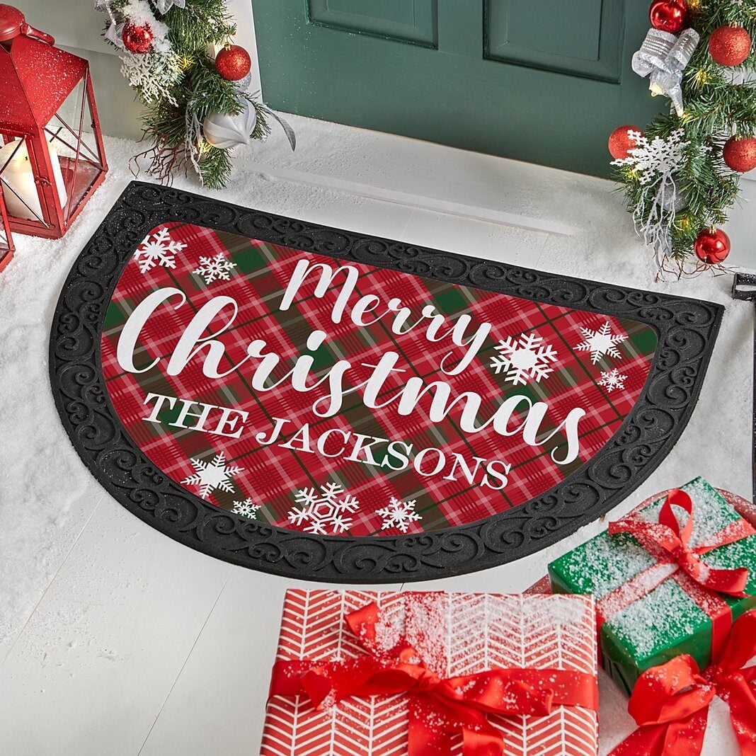 Merry Christmas Plaid Half Round Doormat (Doormat)