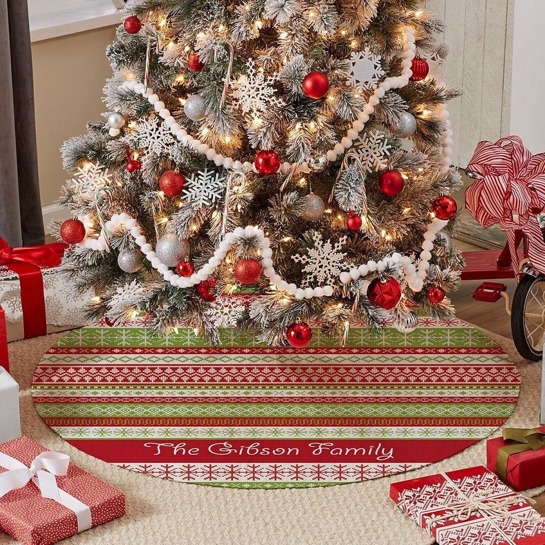 Festive Argyle Quilted Tree Skirt