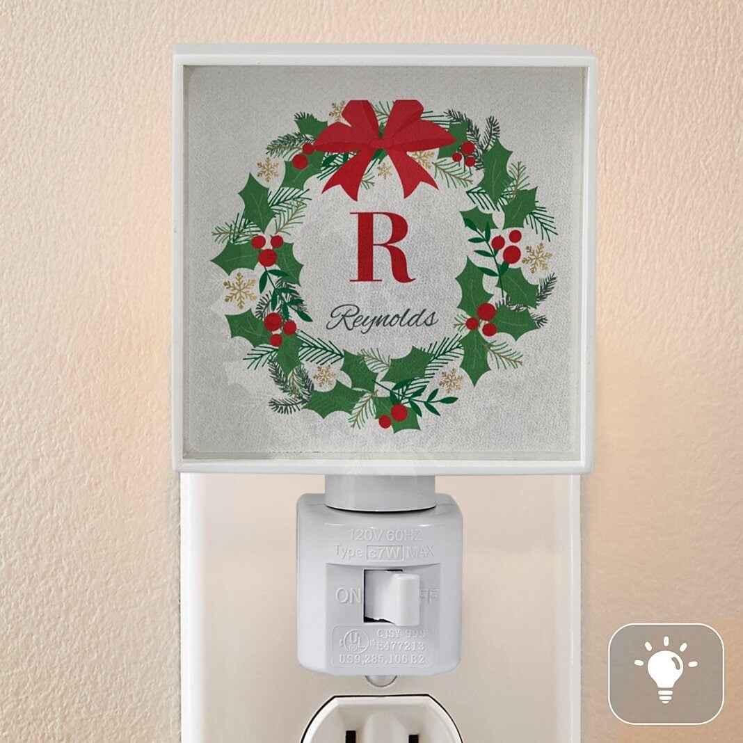 Festive Wreath Night Light