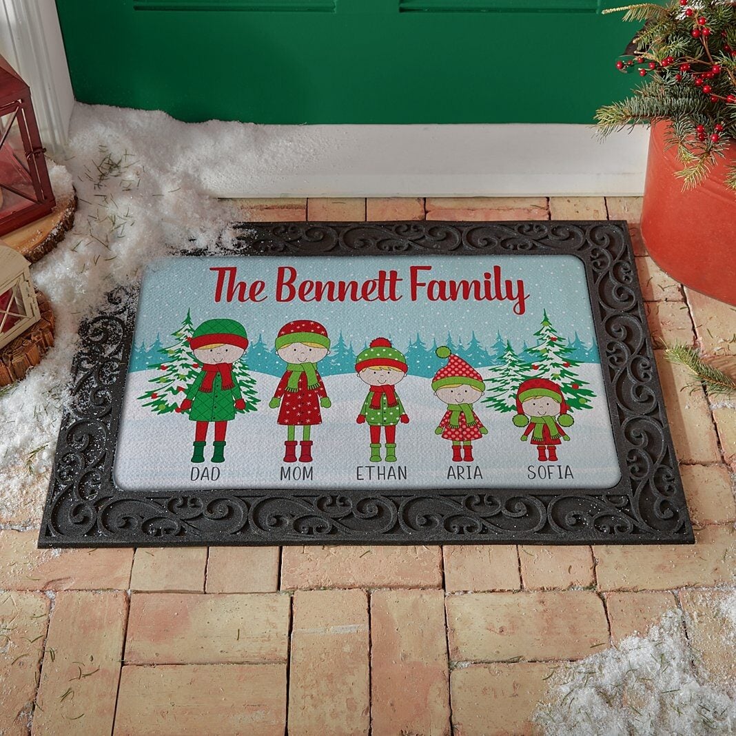 New Holiday Family Gathering Doormat (17x27)