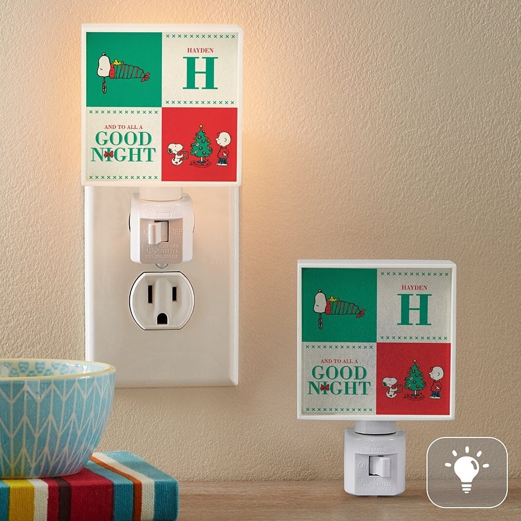 PEANUTS® Holiday Quilt Pattern Nightlight