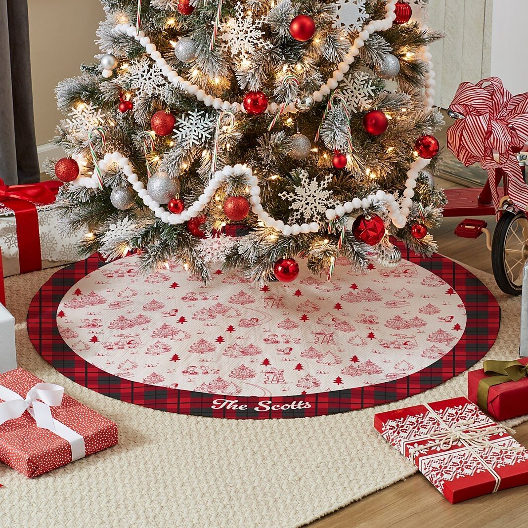 PEANUTS® Holiday Toile Pattern Quilted Tree Skirt