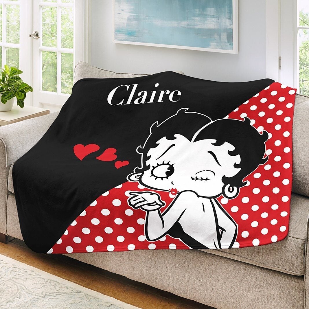 Betty Boop Kisses Plush Blanket