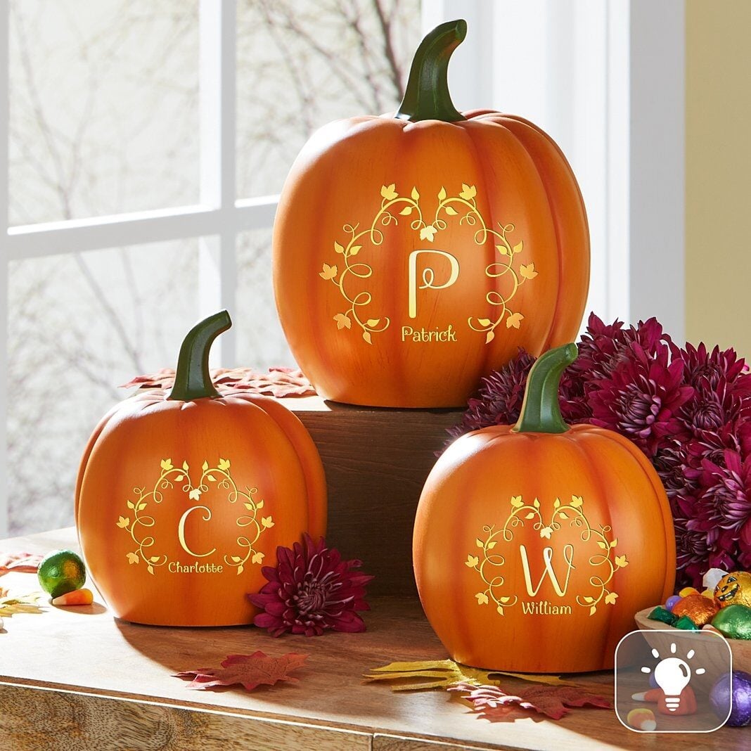 Light-Up Initial & Name Vines Pumpkin