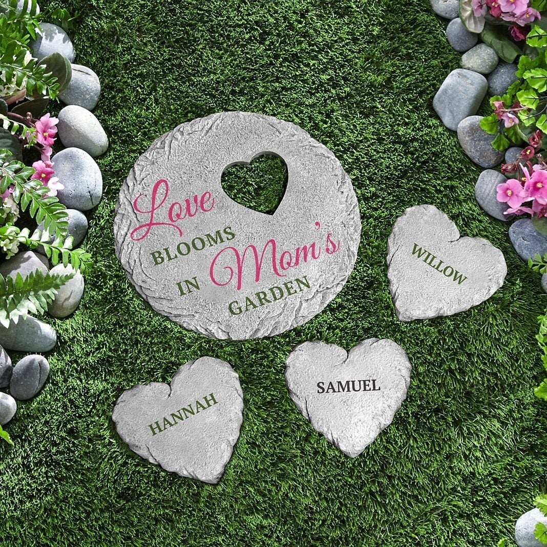 Love Blooms Garden Stone