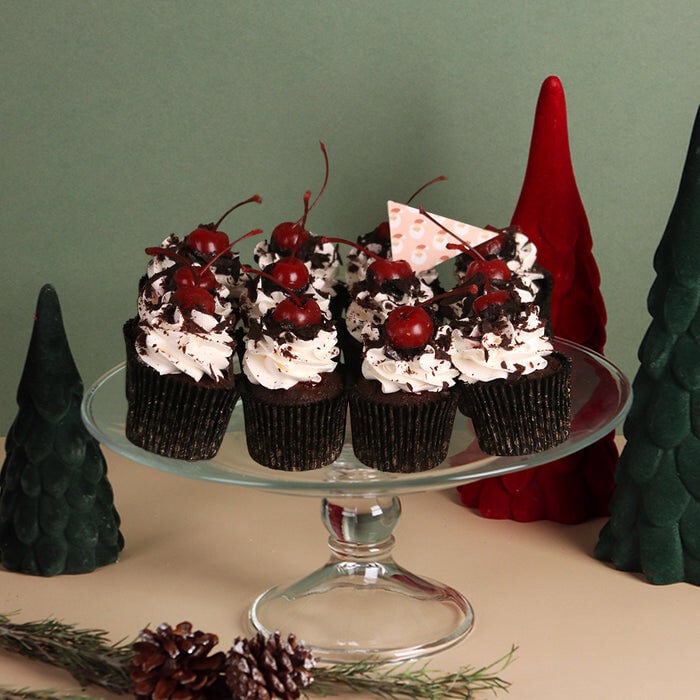 Black Forest Cupcakes 15 Pieces