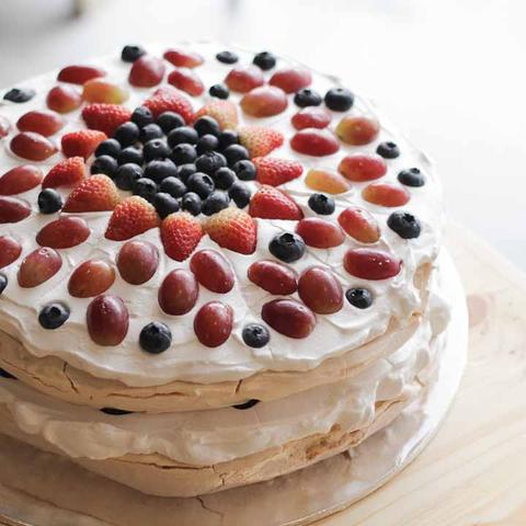 Berry Pavlova 12 inch