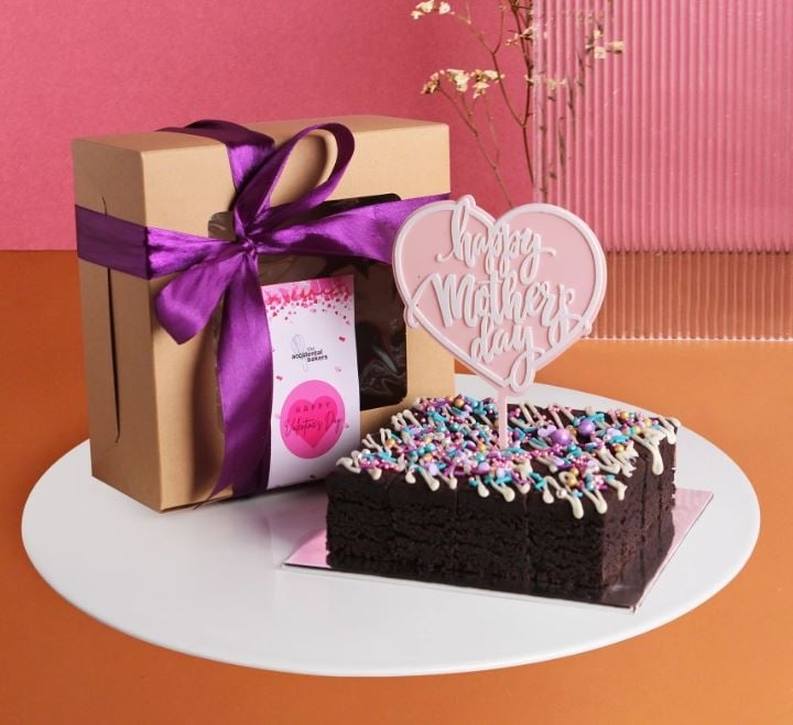 Mother's Day Mini Brownies Bites 16 Pieces