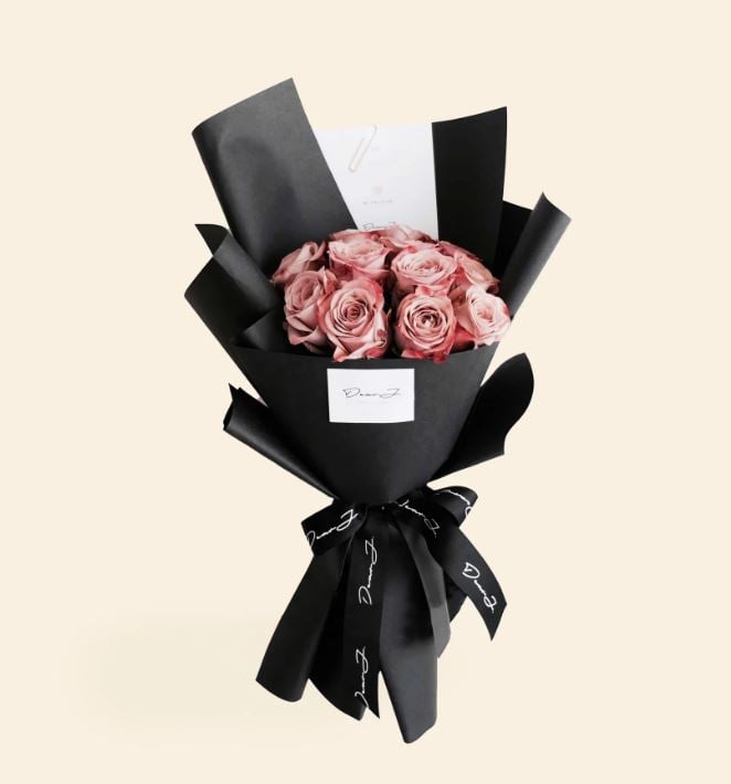 Cappuccino Roses Bouquet - 33 Stalks