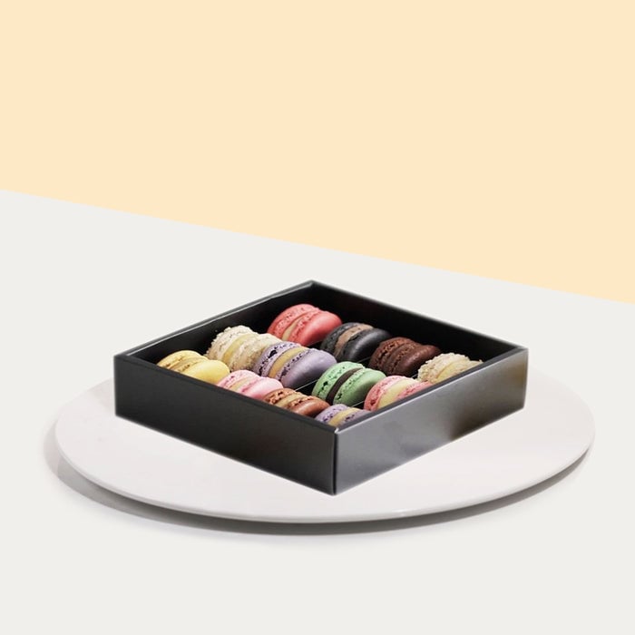 Macaron Box 12 Pieces