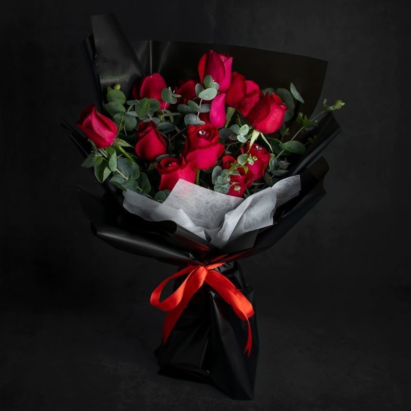 Celine Flower Bouquet (Regular (6 Stalks))