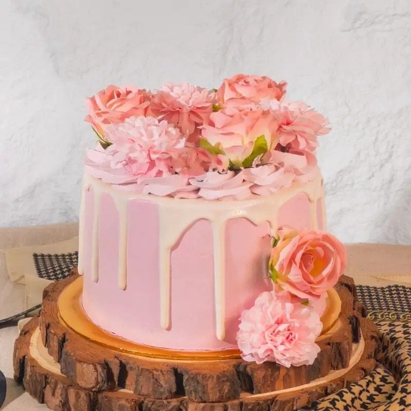 Isabella Floral Cake (4 inch (±0.8 kg , serve 4-8 pax))