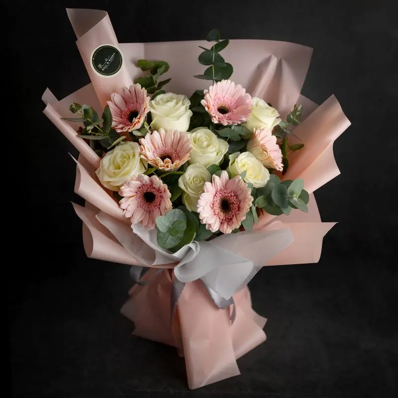 Caley Fresh Flower Bouquet (Regular (6 Stalks))