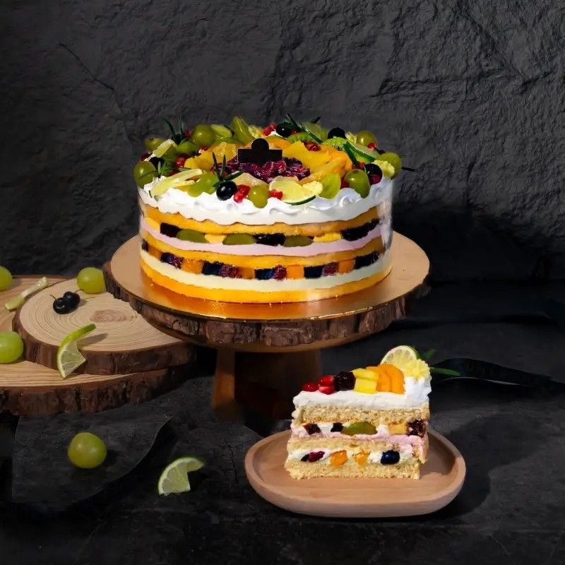 Rainbow Fruit Chantilly Chiffonge® (4 inch (±0.3 kg, serve 2-4 pax))