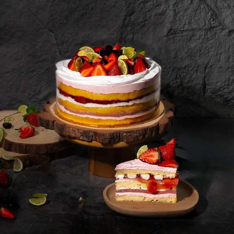 Strawberry Victoria Chiffonge® (4 inch (±0.3 kg, serve 2-4 pax))