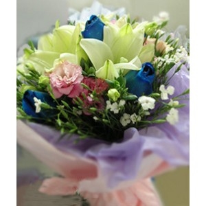 3 Roses and 5 Lilies