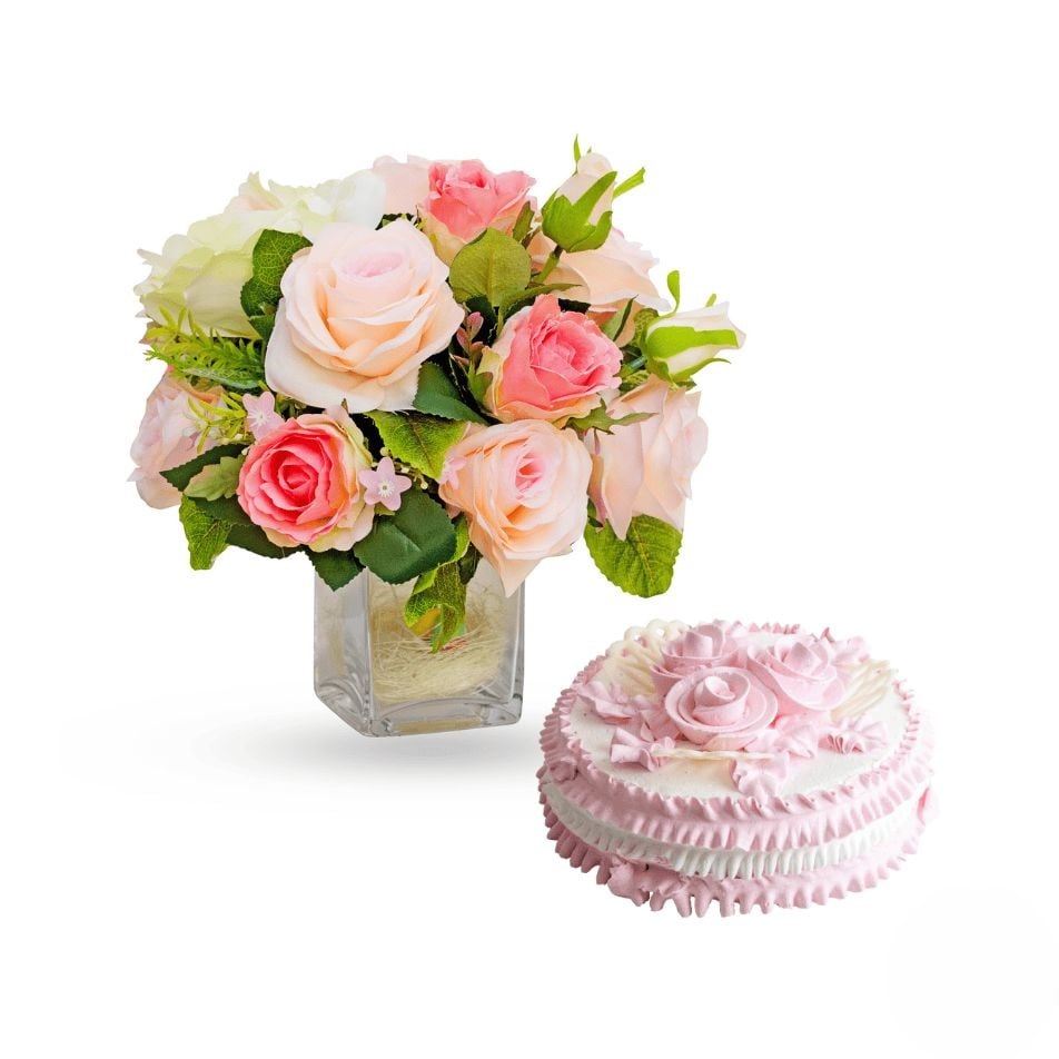 Arrangement of mixed pastel roses with cream cake (Refined)