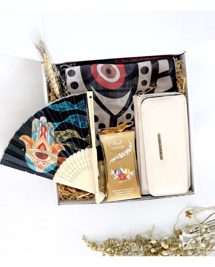 Mystique Hamsa Elegance Gift Box