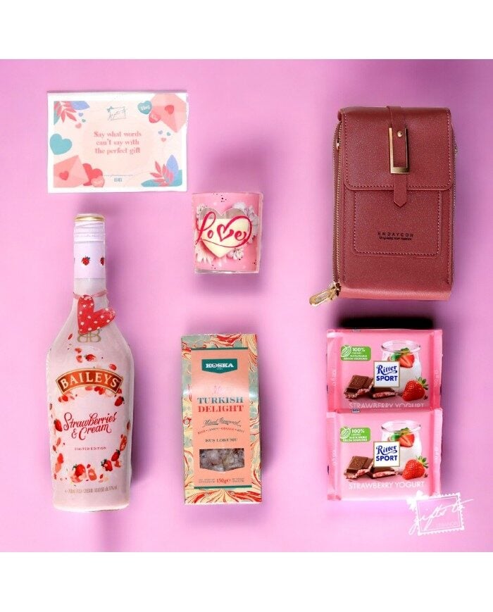 Strawberries & Cream Irish Cream and Wallet Gift Box