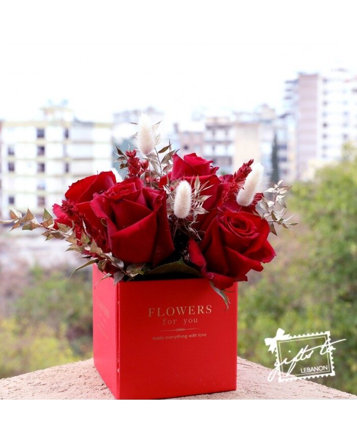 Lucky In Love Roses Gift Box