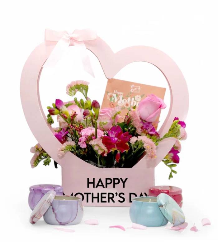 Amazing MOM Flower Bouquet & Scented Soy Candles Set