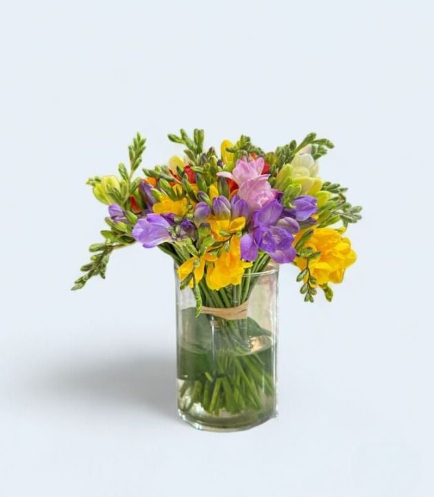 Seasonal Fresh Bouquet Vase