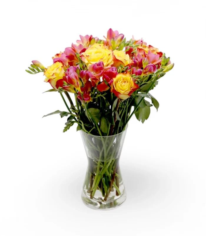 Sunshine & Blush – Yellow Roses & Pink Seasonal Bouquet Vase