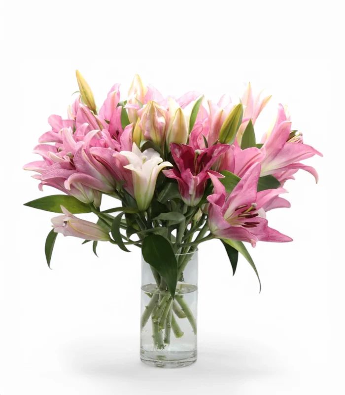 Elegant Lily Bouquet in Glass Vase