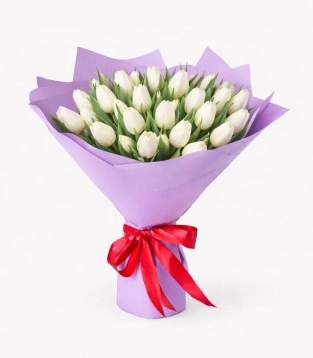 Pearl White Tulips – Select Size (20 tulips)