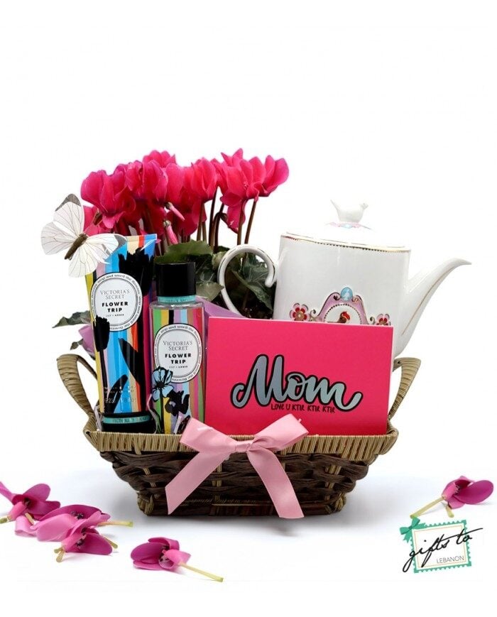 LOVE U MOM Porcelain Teapot Gift Basket