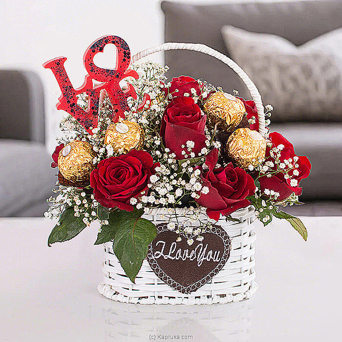 Sweet Love Affair Flower Arrangement