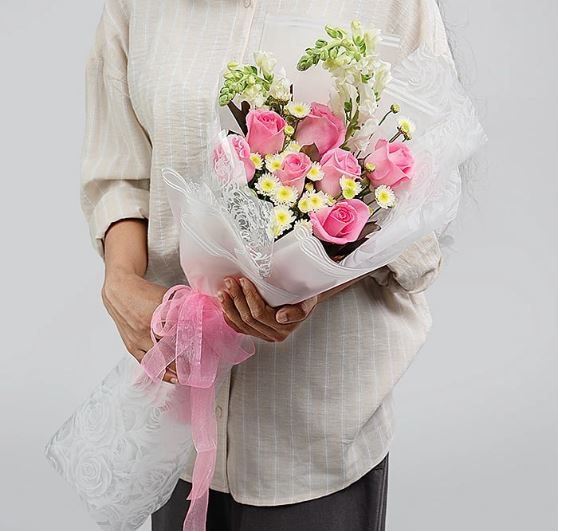 Petal Symphony Bouquet With 7 Pink Roses