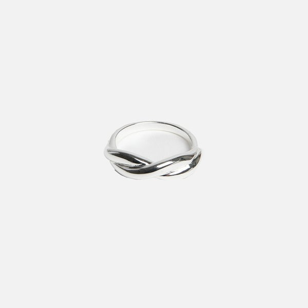 Twisted silvered ring in stainless steel