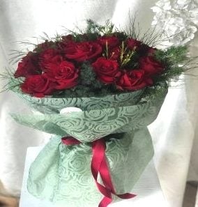 Twenty Red Roses
