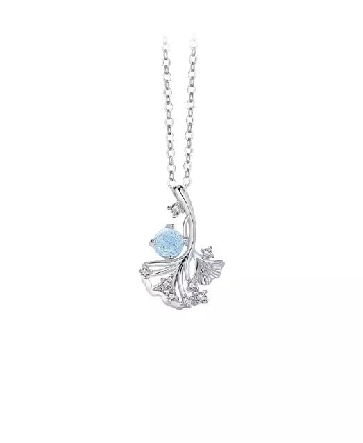 925 Sterling Silver Fashion Temperament Ginkgo Leaf Pendant with Cubic Zirconia and Necklace
