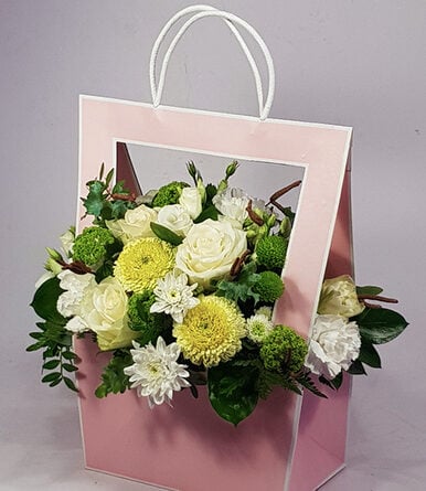 A message of love - a flower bag in a spring mood (Small)