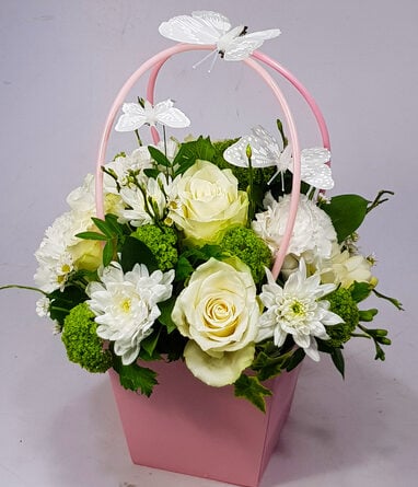 With love to mom! - Snow white flower ball