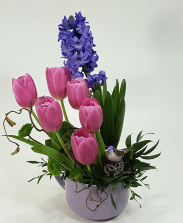Flower bowl with tulips and hyacinth M