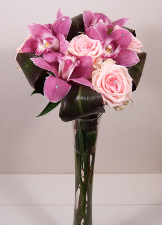 Yogurt bouquet with pink roses and orchids