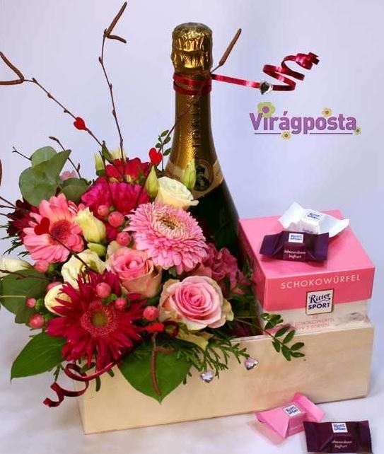 Pink, but not a dream! - Flower plate with champagne and chocolate L