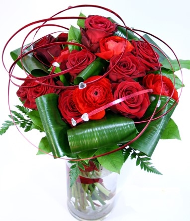 Dizziness! - a bouquet of red roses M