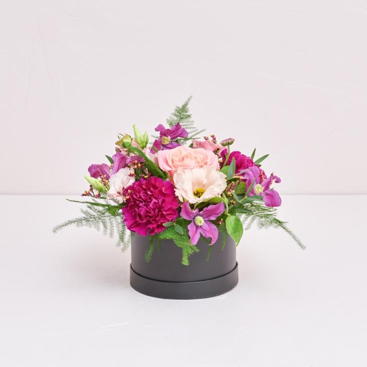 The florist's creative choice in a box